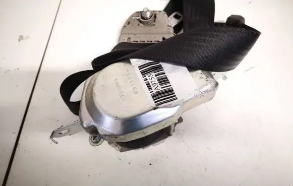 Nissan Pathfinder R51 Front seatbelt 7p2350p 7p2350-p
