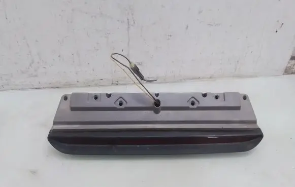 Subaru Forester SG Third/center stoplight