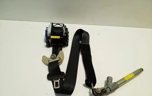 Mitsubishi Outlander Front seatbelt TKAH2EN306