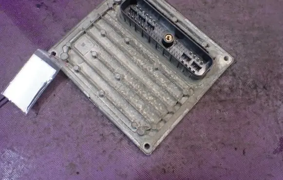 Ford Fiesta Engine control unit/module ECU 4S6112A650EB