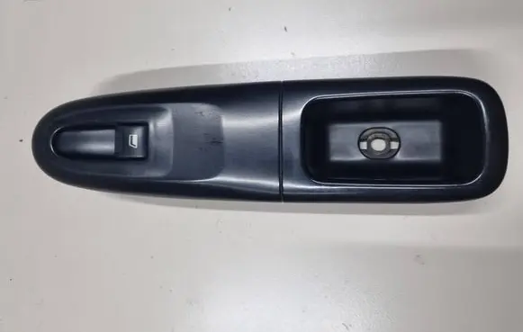 Peugeot 406 Electric window control switch 26267