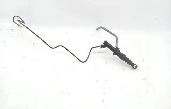 Clutch slave cylinder