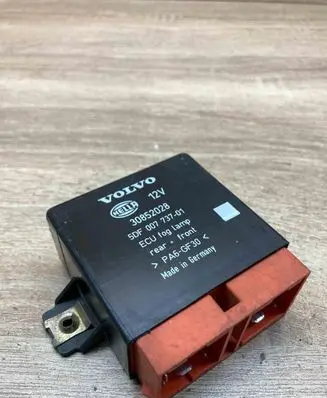 Volvo S40, V40 Light module LCM 30852028 5DF00773701