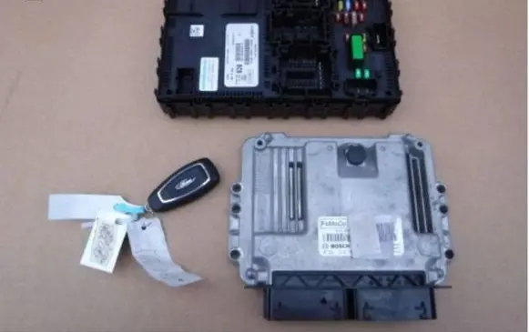 Ford Fiesta Engine ECU kit and lock set 12A650 15604
