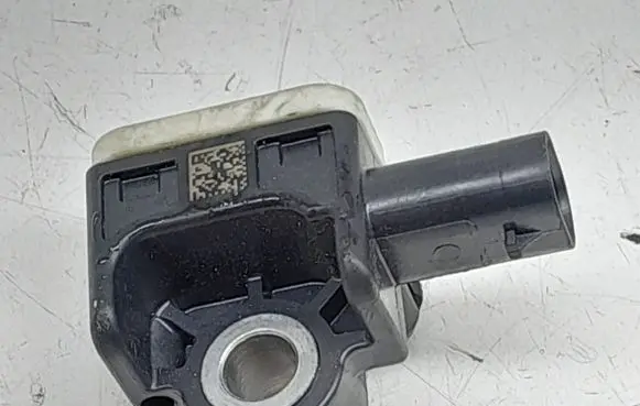 Lancia Thema Airbag deployment crash/impact sensor A1668210151 56054085AA