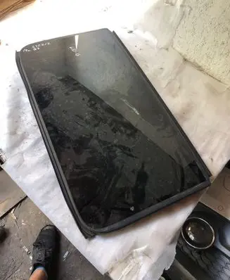 Audi Q3 8U Sunroof glass 43r001060
