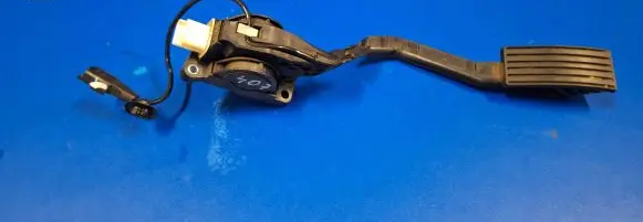 Peugeot 407 Accelerator throttle pedal 9650341780