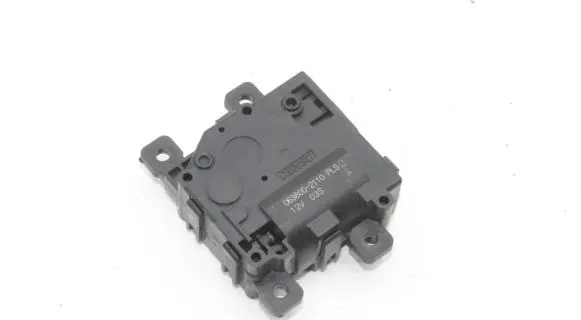 Lexus IS III XE30 Air flap motor/actuator 0638002110
