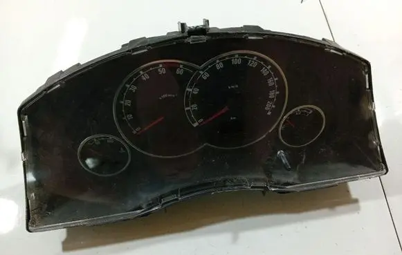 Opel Meriva A Speedometer (instrument cluster) 110080162038
