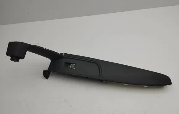 Audi Q2 - Electric window control switch 81a867173