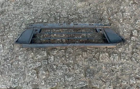 BMW 2 F45 Front bumper lower grill 7460146 7460155