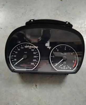BMW 1 E81 E87 Speedometer (instrument cluster) 1024952