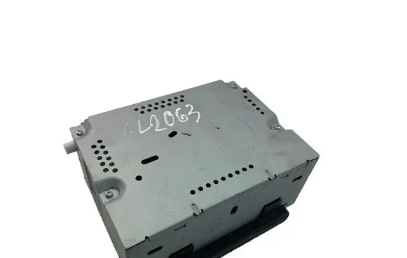Ford Mondeo MK IV Radio/CD/DVD/GPS head unit 