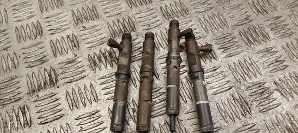 Volkswagen II LT Fuel injectors set 0432193731