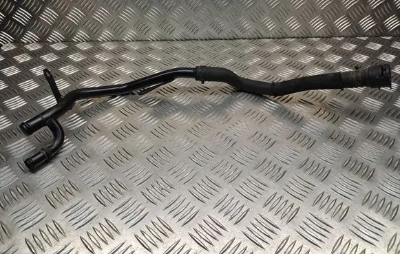 Engine coolant pipe/hose