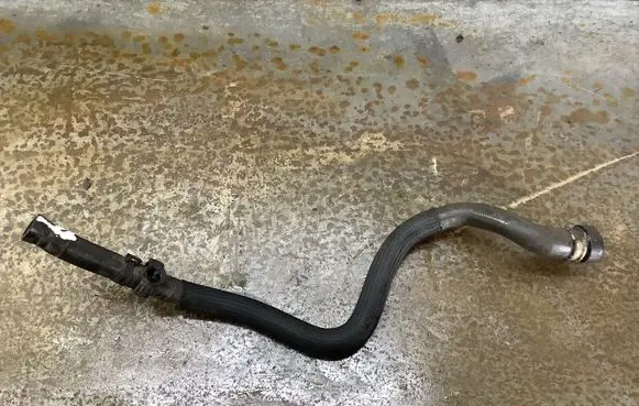 Peugeot 5008 Coolant pipe/hose 