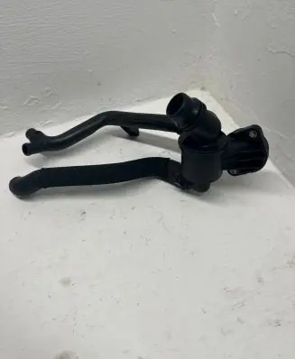 Thermostat/thermostat housing