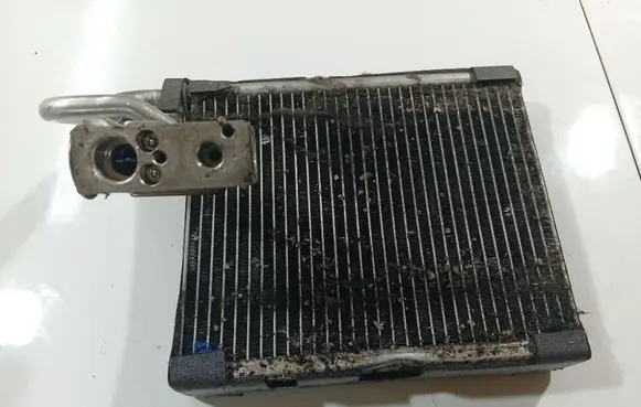 Renault Megane III A/C cooling radiator (condenser) F670213F