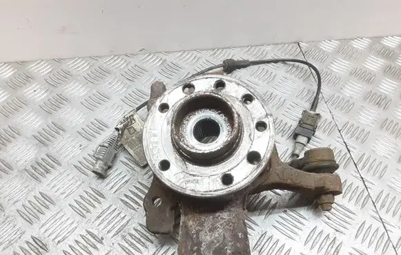 Opel Astra H Front wheel hub