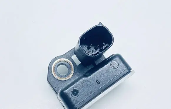Volkswagen Touareg II Throttle position sensor 7P0907508A
