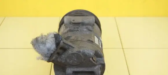 Opel Corsa E Air conditioning (A/C) compressor (pump) 13447214 25SP15