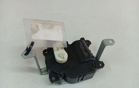 Subaru Legacy Air flap motor/actuator 1138002350