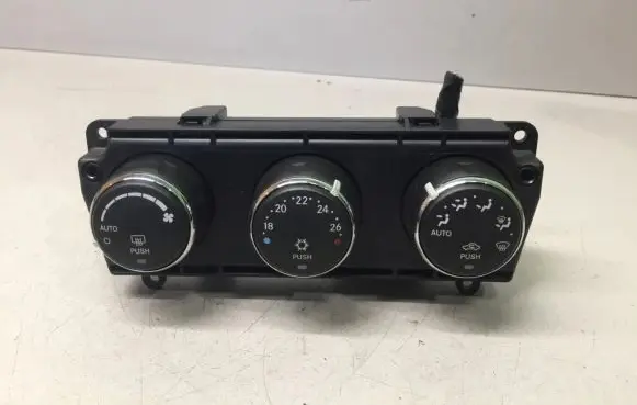 Chrysler Sebring (JS) Climate control unit P55111815AC