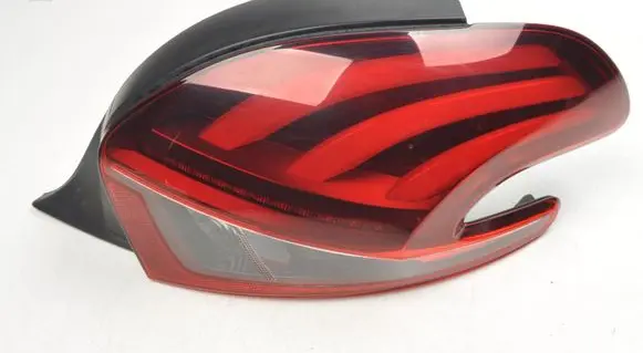 Peugeot 208 I Rear/tail lights 9810430580
