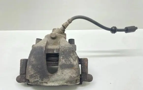 Volvo V50 Front brake caliper