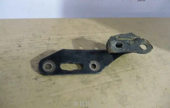 Honda CR-V Engine bonnet/hood hinges