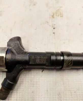Toyota Land Cruiser (HDJ90) Fuel injector 2367030020 12B00520