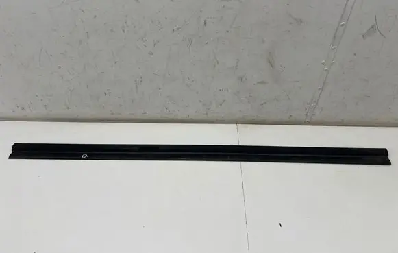 Nissan Qashqai J12 Sill/side skirt trim 18288