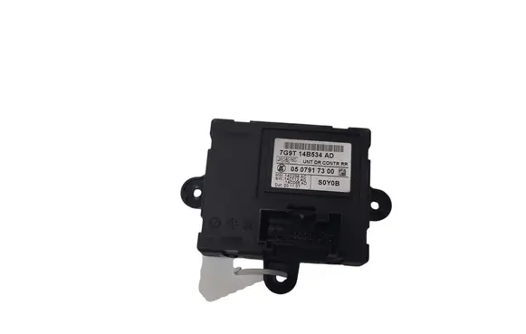 Ford Mondeo MK IV Door control unit/module 7G9T14B534AD 0507917300