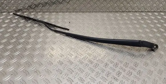 Toyota RAV 4 (XA30) Windshield/front glass wiper blade 