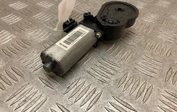 Volvo XC90 Seat adjustment motor C10276103 C34168102