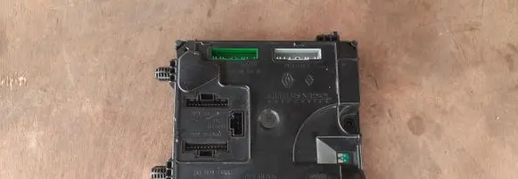 Renault Laguna III Comfort/convenience module 284B10044R