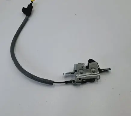 Jaguar XE Tailgate/trunk/boot lock/catch/latch D25RA