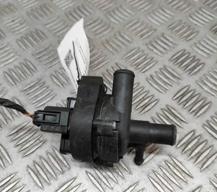 Mercedes-Benz CLS C218 X218 Electric auxiliary coolant/water pump A2118350028