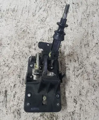 Subaru Legacy Gear shifter/selector 100625