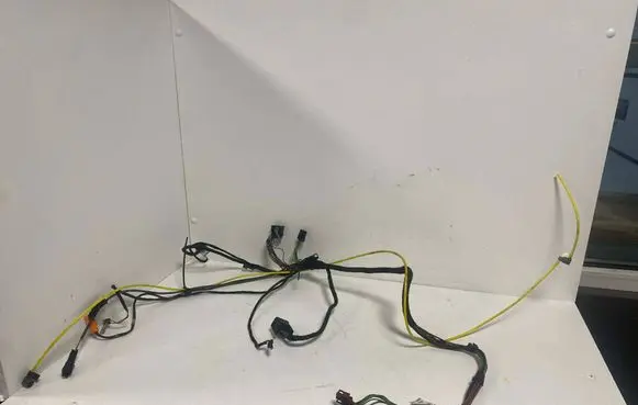 Mercedes-Benz E W210 Front door wiring loom 2105404033