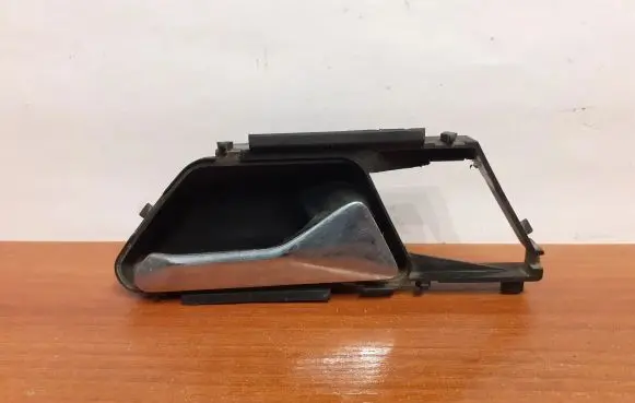 Mercedes-Benz E W124 Front door interior handle 10659 1247600261