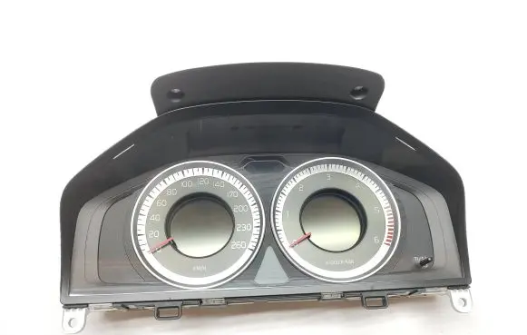 Volvo V60 Speedometer (instrument cluster) 36000918 69399870U 31327582AA