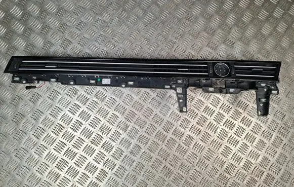 Dash center air vent grill