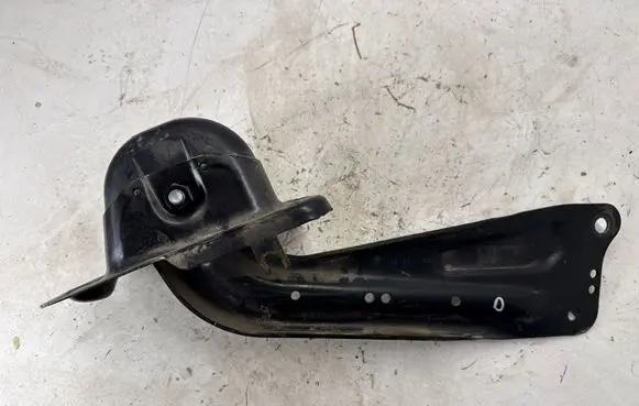 Audi Q3 F3 Rear upper control arm/wishbone 5QF505226C