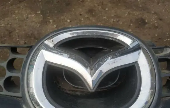Mazda CX-7 Manufacturer badge logo/emblem 