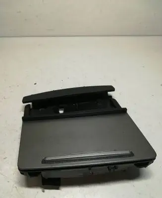 Audi A6 S6 C6 4F Ashtray (front) 4F1857951C 22092005 170408