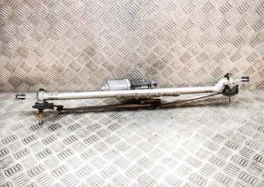Chevrolet Camaro Front wiper linkage and motor 92231678 AX1590602271
