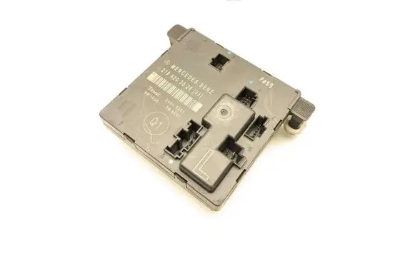 Mercedes-Benz CLS C219 Door control unit/module 2198203526 00005031
