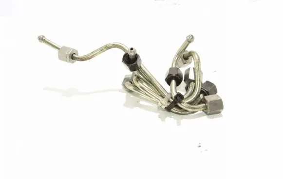 Fuel injector supply line/pipe