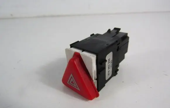 Skoda Fabia Mk1 (6Y) Hazard light switch 6Y0953235